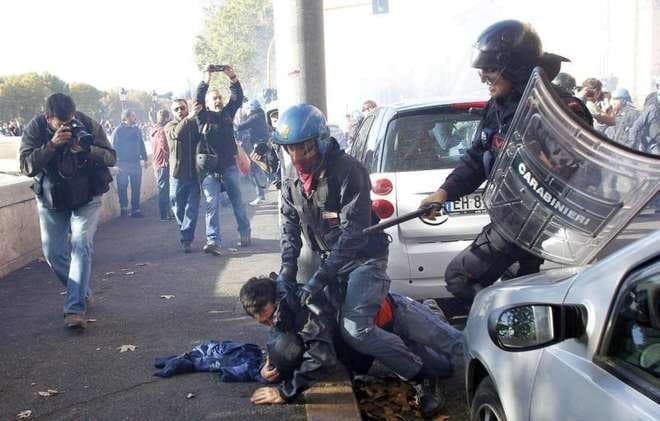 Strike demonstration in Rome during the 14 November 2012 European general strike