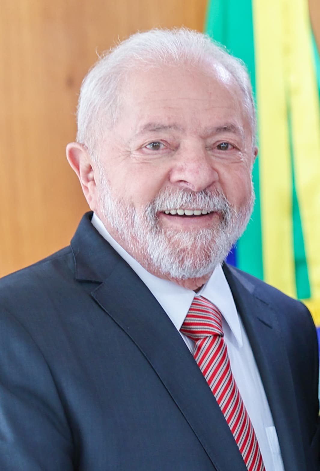 Official portrait of Brazilian President Luiz Inácio Lula da Silva